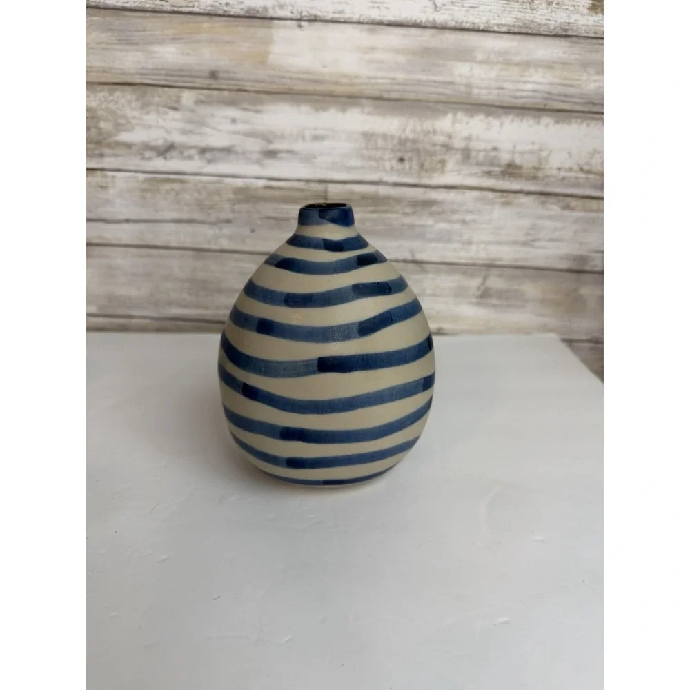 Beautiful Cute Blue Striped Shaped Bud Vase Made In Thailand Great Condition 6